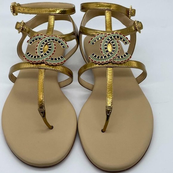 CHANEL 19A Leather CC Logo Thong T Strap Flat Gladiator Sandals Shoes - Picture 1 of 13